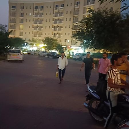 Brij Darshan Holidays Vrindāvan Buitenkant foto